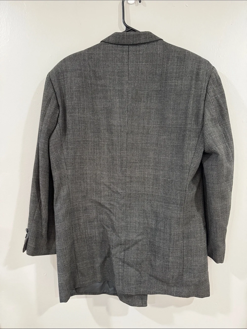 Saks Fifth Ave Men's Double-Breasted Glen Plaid pure virgin wool Blazer Gray